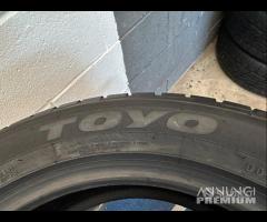 2 gomme 215/55 R17. Toyo Invernali all 90%