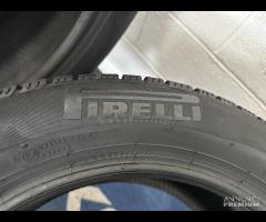 2 gomme 205/55 R16. Pirelli Invernali al 95%