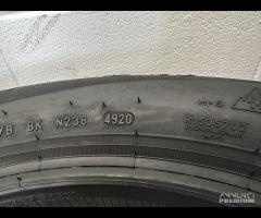 2 gomme 205/55 R16. Pirelli Invernali al 95%