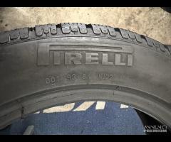 2 gomme 205/55 R16. Pirelli Invernali al 90%res.