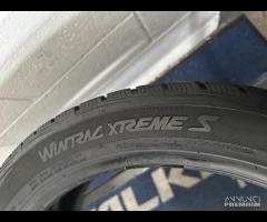 2 gomme 225/45 R19. Vredestein Invernali
