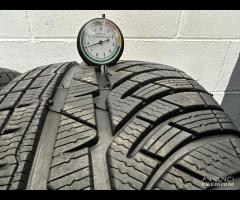 275/40 R19 e 245/45 R19. Michelin Invernali al 90%