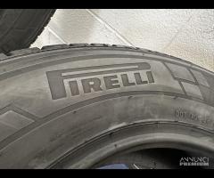 2 gomme 215/70 R15 C. Pirelli Invernali al 90%
