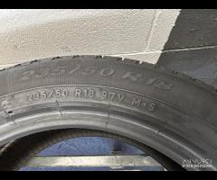 2 gomme 235/50 R18. Pirelli 4 Stagioni al 95%