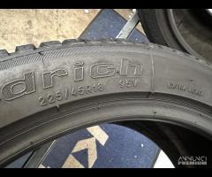 4 gomme 225/45 R18. BFgoodrich Invernali al 80%