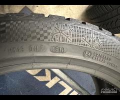 2 gomme 265/40 R21. Continental Invernali al 80%