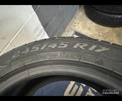 4 gomme 245/45 R17. Pirelli Invernali al 80%