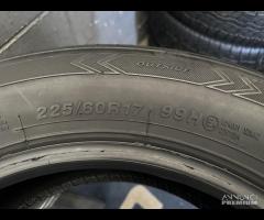 4 gomme 225/60 R17. Pirelli e Imperial Invernali