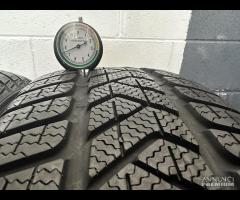 4 gomme 225/45 R18. Pirelli Invernali al 90%
