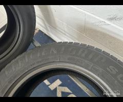2 gomme 225/65 R17. Goodyear 4 Stagioni al 85%