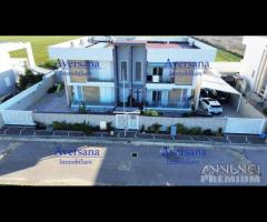 Villa capofila con piscina nuovissima