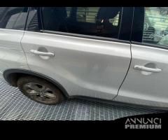 PORTA POSTERIORE DESTRA PER VITARA LY 2018