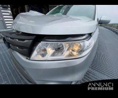 FARO ANTERIORE SINISTRO PER VITARA LY 2018