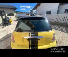 PORTELLONE PER MINI COOPER R50 ANNO 2006
