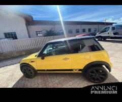 RICAMBI PER MINI COOPER R50 1.6 i 2006