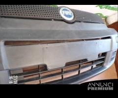 PARAURTI ANTERIORE PER PANDA 169 ANNO 2006