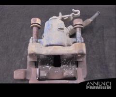 PINZA POST. DESTRA GOLF 5 - V 2.0 FSI 2007