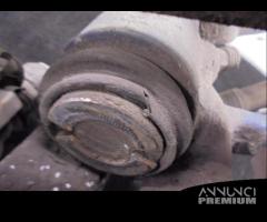 PINZA POST. DESTRA GOLF 5 - V 2.0 FSI 2007