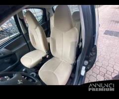 SEDILI ANTERIORI E POSTERIORI PEUGEOT 107 2010