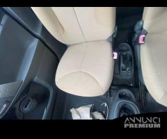 SEDILI ANTERIORI E POSTERIORI PEUGEOT 107 2010