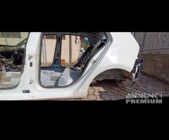 PARAFANGO POSTERIORE SINISTRO GOLF 7 - VII 2018