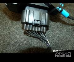 SERRATURA ANTERIORE SINISTRA C-MAX ANNO 2017