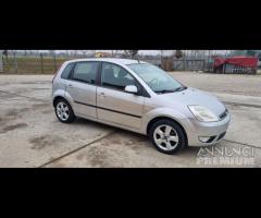 Ford fiesta 1.4 diesel automatico