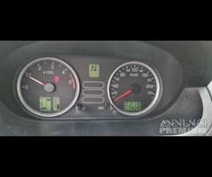 Ford fiesta 1.4 diesel automatico - 12