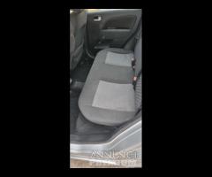 Ford fiesta 1.4 diesel automatico - 14