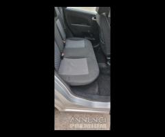 Ford fiesta 1.4 diesel automatico - 16