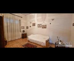 Intero stabile 700mq a Fiumefreddo di Sicilia - 12