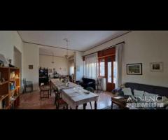 Intero stabile 700mq a Fiumefreddo di Sicilia - 13