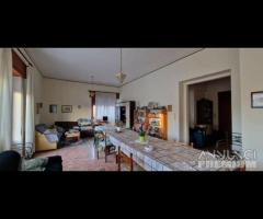 Intero stabile 700mq a Fiumefreddo di Sicilia - 14