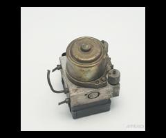 MR955425 centralina pompa ABS freni Mitsubishi Paj - 11
