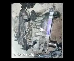 CAMBIO 5 MARCE KIA PICANTO 1.1 CRDI