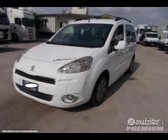 Peugeot partner 1.6 hdi 5 posti euro 5