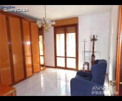 Appartamento ampio terrazzo e garage doppio - 10