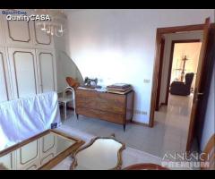 Appartamento ampio terrazzo e garage doppio - 14