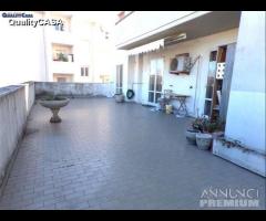 Appartamento ampio terrazzo e garage doppio - 16