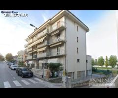 Appartamento ampio terrazzo e garage doppio - 20