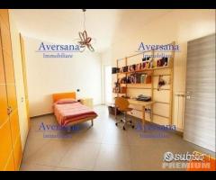 Villa capofila con ampio giardino - 26