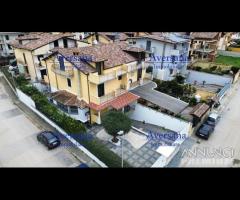 Villa capofila con ampio Giardino
