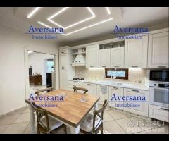 Villa capofila con ampio Giardino - 16