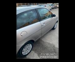 Lancia Ypsilon 1.2 Anno 2005 TAGLIANDATA - 6