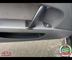 AUDI TT Coupé 2.0 TDI quattro Advanced - 6