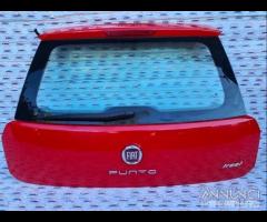 Portellone posteriore colore rosso fiat punto evo