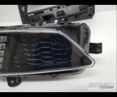 Faro diurno led lato passeggero polo anno 2018 - 23