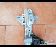 Cremagliera alzavetro posteriore sx Qashqai 2015