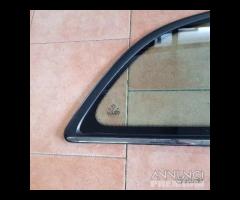 Vetro fisso fiancata lato passeggero fiat 500