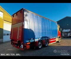 Mercedes actros 260.45 pedana battente 2000kg